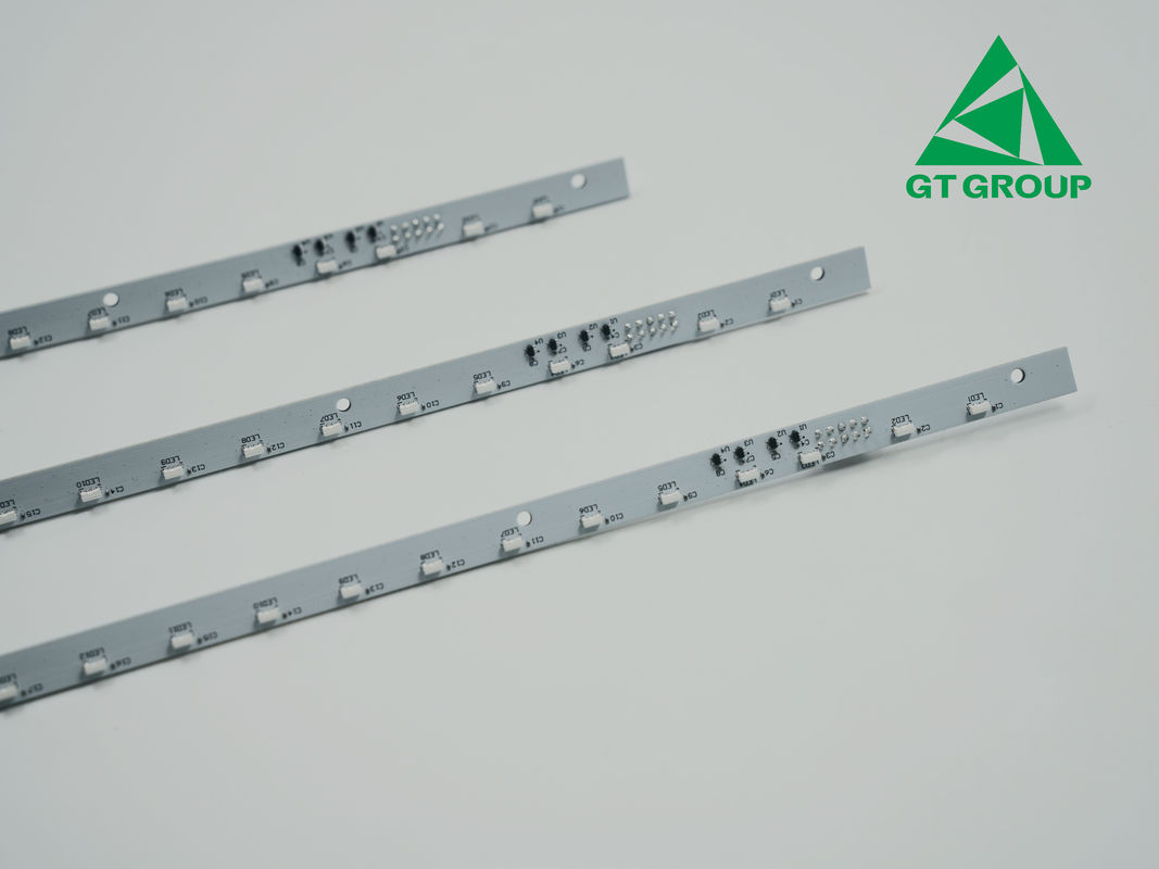 1.60mm 1/1/OZ 4 ชั้น PCBA พิมพ์แผ่นวงจรที่เต็มไปด้วยหมึกที่ใช้ใน LED Light Bar